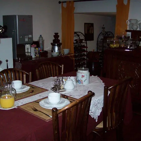 Nocleg ze śniadaniem An Officers House 3*